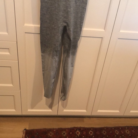 Lululemon one piece bodysuit NWOT - Picture 4 of 8